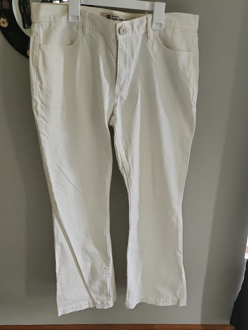 Women's GAP White Long and Lean Denim